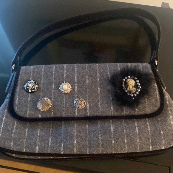 Vintage Handbag Gray Tweed Hand Crafted Buttons Cameo Pin Antique - Picture 2 of 14